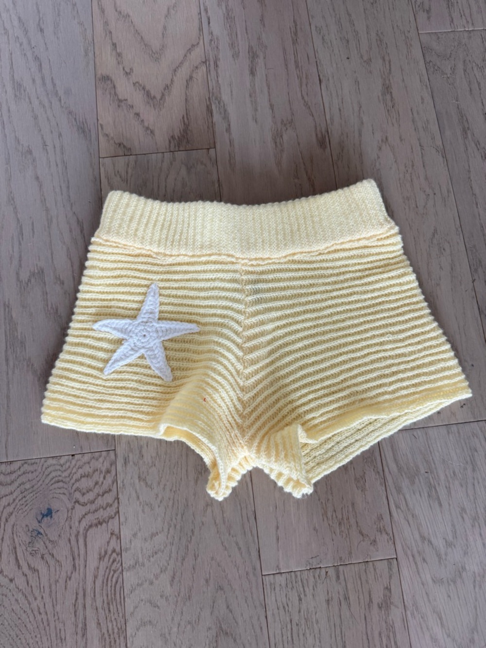 Yellow Knit Ribbed Women's Shorts with White Star Accent